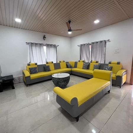 K Hill House Villa Amboli  ภายนอก รูปภาพ